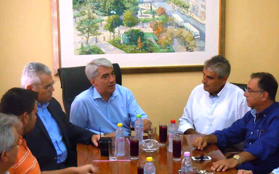 ΣΤΟ ΕΠΙΜΕΛΗΤΡΙΟ ΛΑΡΙΣΑΣ