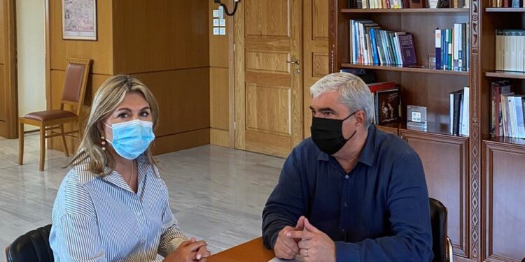 Τη μέγιστη δυνατή ενίσχυση των εκπαιδευτικών δομών ιδιαίτερα στις πυρόπληκτες περιοχές της Εύβοιας ζήτησε ο Σίμος Κεδίκογλου