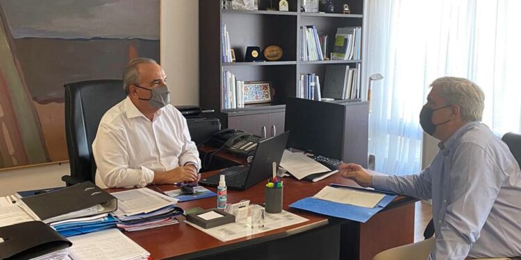 Την  ενίσχυση της επενδυτικής δραστηριότητας στη Βόρεια Εύβοια ζήτησε ο Σίμος Κεδίκογλου από τον Αναπληρωτή Υπουργό Ανάπτυξης