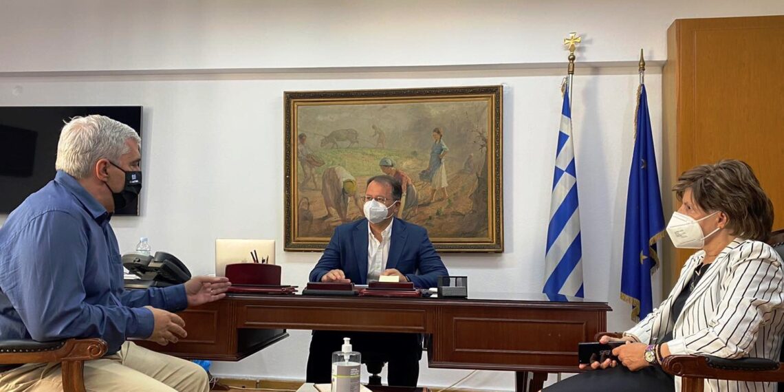 Στο Υπουργείο Αγροτικής Ανάπτυξης ο Σίμος Κεδίκογλου για τα μέτρα στήριξης στον αγροτικό και κτηνοτροφικό τομέα.