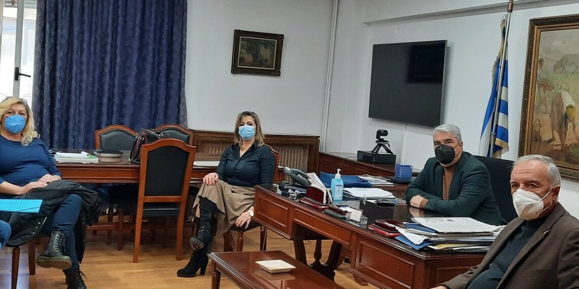 Συνάντηση με το προεδρείο του Συνδέσμου Ελληνικής Κτηνοτροφίας και τον Γ.Γ.του ΥπΑΑΤ, Κώστα Μπαγινέτα για τη νέα ΚΑΠ