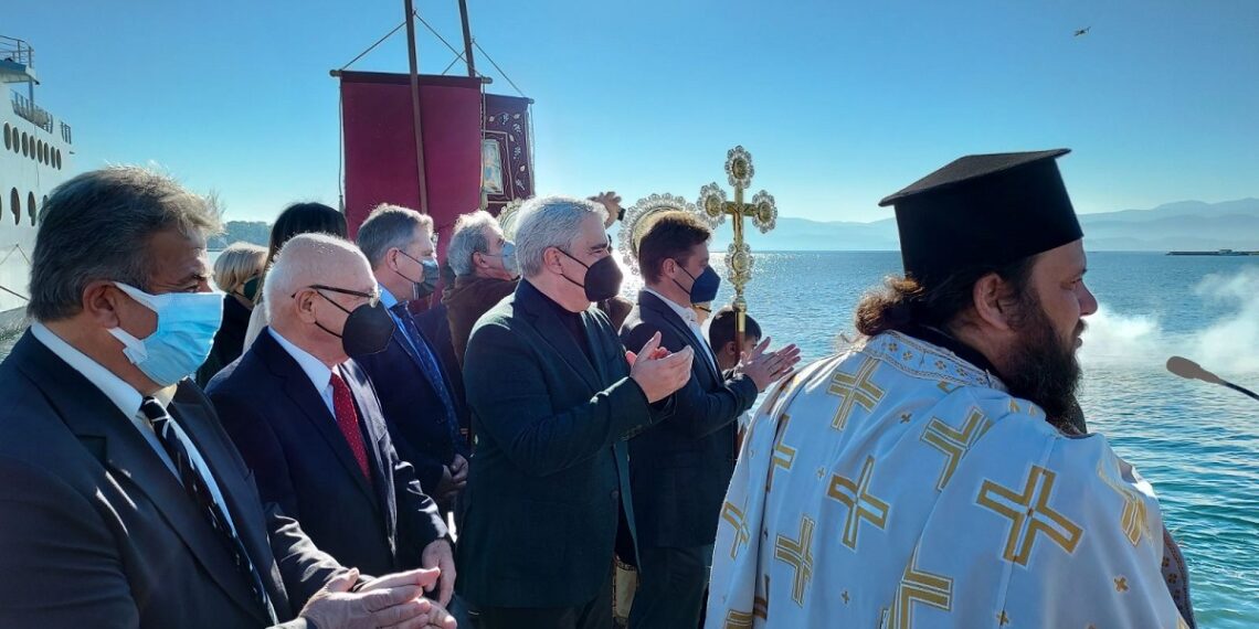 Σε Ερέτρια και Αμάρυθνο για τον Αγιασμό των Υδάτων – «Λαμπρή ημέρα για την Ορθοδοξία»