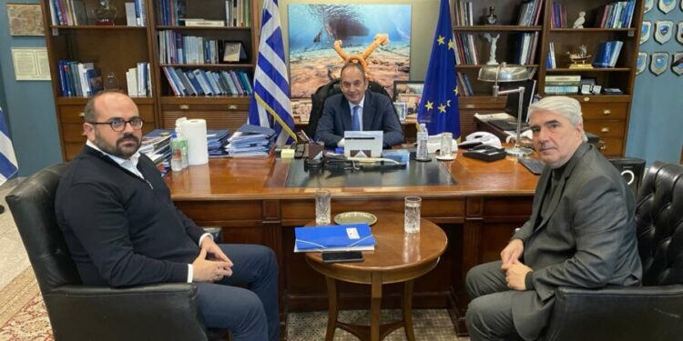 «Προσφορά ζωής το πλωτό ασθενοφόρο για τους κατοίκους της βόρειας Εύβοιας-Ευχαριστώ τον Γιάννη Πλακιωτάκη»