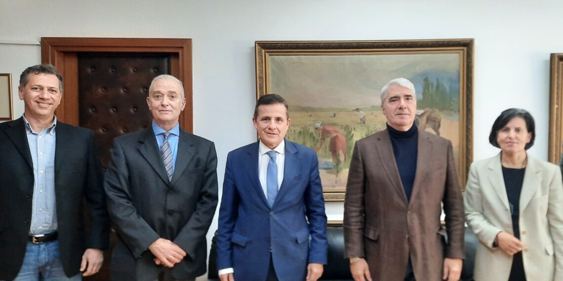 «Πολλαπλά τα οφέλη στη βόρεια Εύβοια από τη  δημιουργία σηροτροφικού πάρκου»