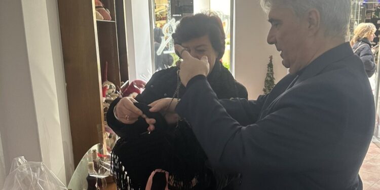 Πράξη Αγάπης της Ελισάβετ Κατσαμάκη για το Χριστουγεννιάτικο Bazaar του Ιδρύματος “Τάσος Γεωργιάδης”