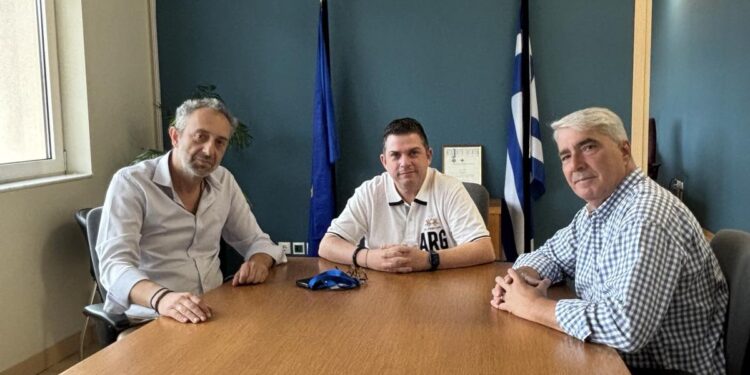 Συνάντηση Σίμου Κεδίκογλου με τον νέο Διοικητή του Νοσοκομείου Χαλκίδας