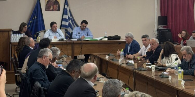 Σίμος Κεδίκογλου: «Η διατήρηση της αυτοτέλειας των νοσοκομείων Κύμης και Καρύστου είναι αναγκαιότητα για τον τόπο»