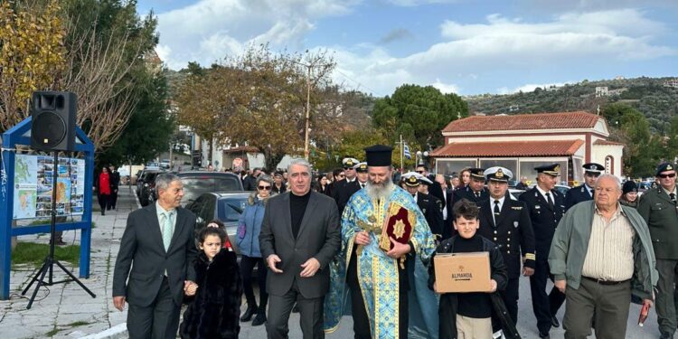 Στην Κύμη για τον Αγιασμό των Υδάτων – Δέσμευση για τον δρόμο