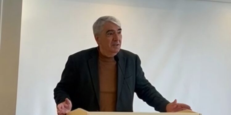 Στο συνέδριο της Ομοσπονδίας Εκπαιδευτικών Λειτουργών ΔΥΠΑ