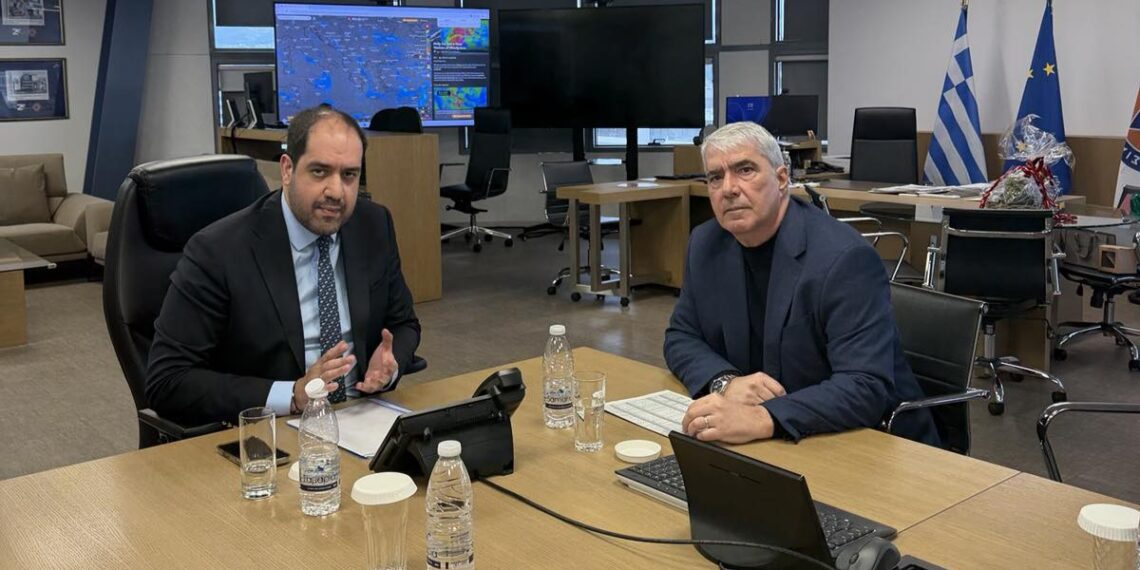 Συνάντηση εργασίας για την αντιπυρική περίοδο – Ενίσχυση δυνάμεων στην Εύβοια και δρομολόγηση λύσης για τη στέγαση της Πυροσβεστικής Χαλκίδας