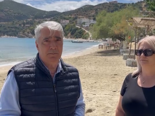 Λύση στο ζήτημα της χρήσης αιγιαλού για τις Πετριές