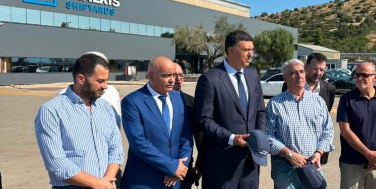 Επίσκεψη του Υπουργού Ναυτιλίας Βασίλη Κικίλια στα Ναυπηγεία Χαλκίδας